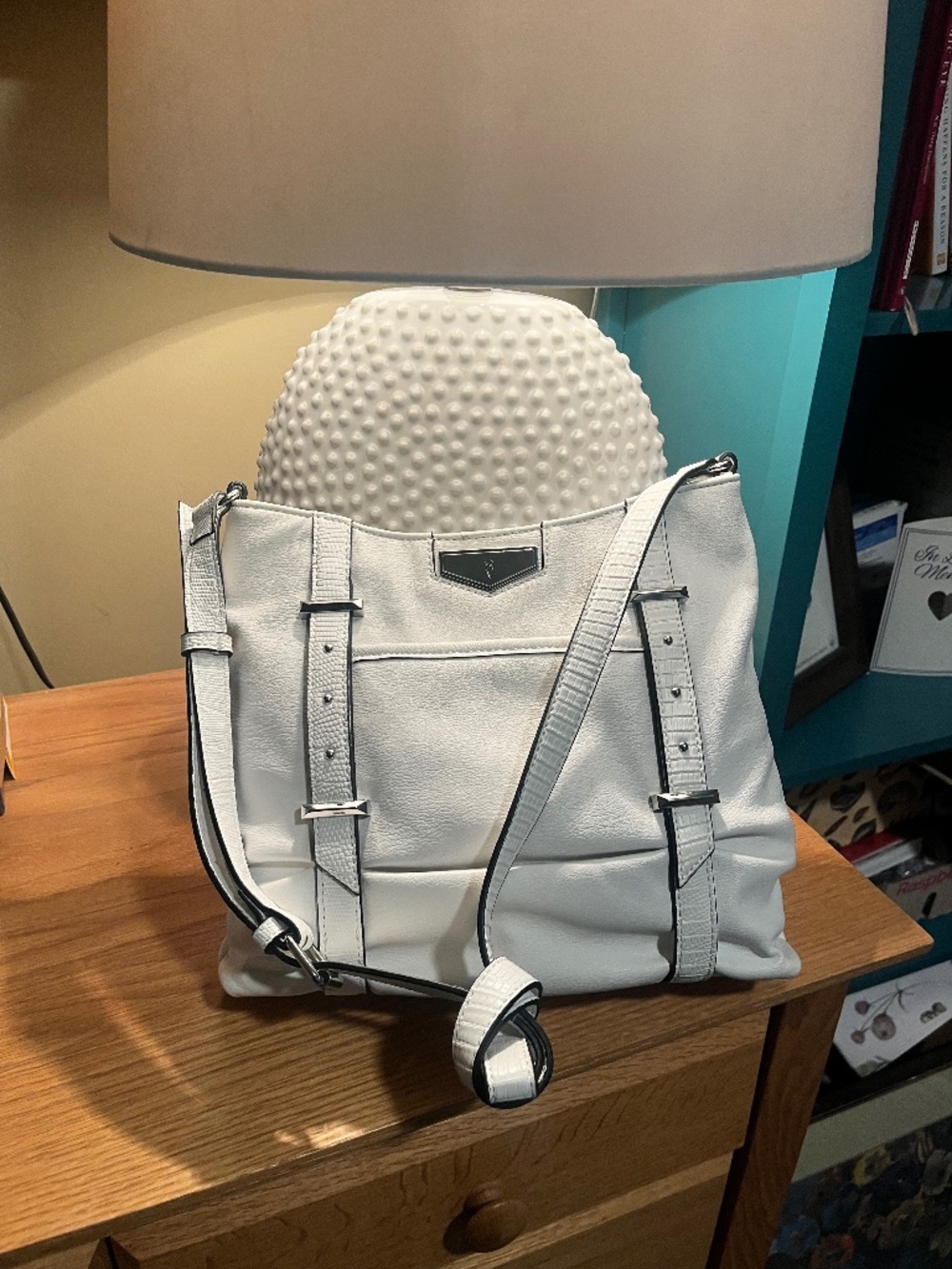 Simple Vera Vera Wang White Purse Faux Leather